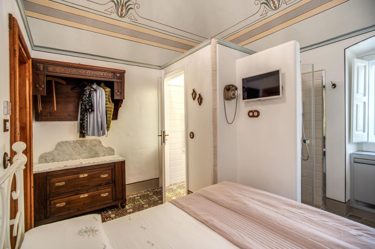 Palazzo Stunis - Dimora Di Charme Bed & Breakfast Ostuni Exterior foto